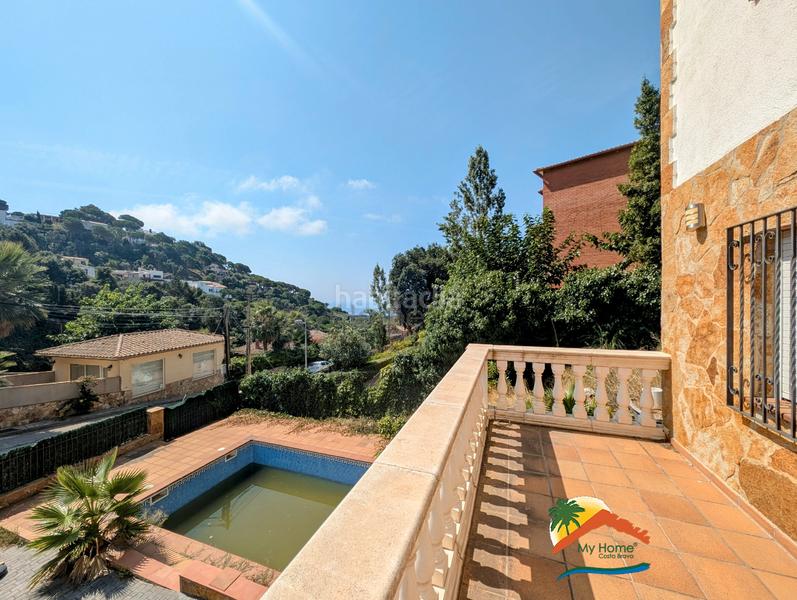 Foto 7d283540-1c19-4b2f-8423-05c694bc92b0. Chalet mit heizung parking pool in Serra Brava Lloret de Mar