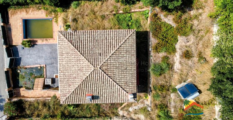 Foto fc3f31f6-430c-4874-bcc3-b7d972df64f7. Chalet mit heizung parking pool in Serra Brava Lloret de Mar