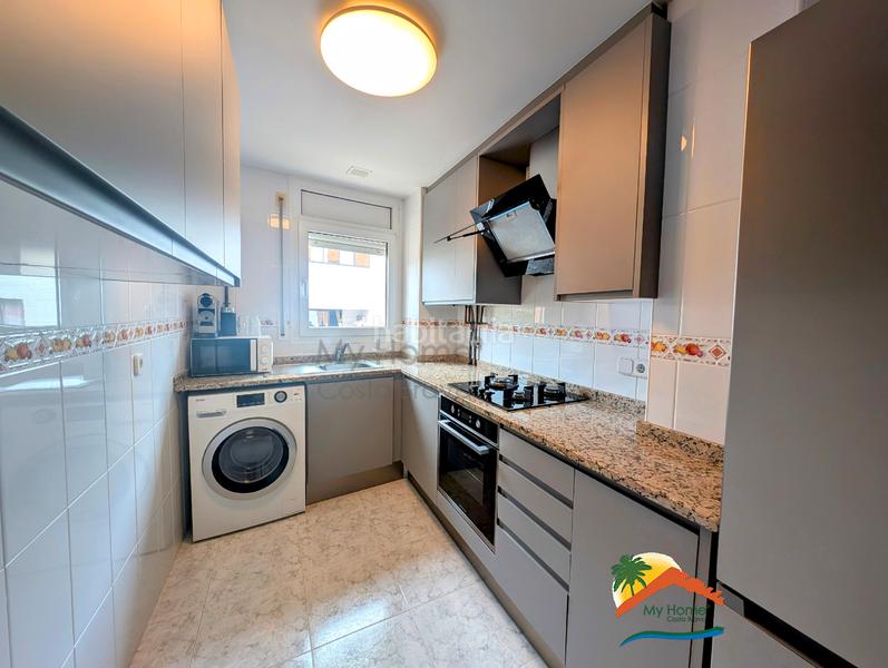 Foto 46090246-67fb-4ffd-9702-90b9b2c523fa. Piso r02548 bonito piso de 2 habitaciones totalmente reformado a 200 metros de la playa , centro. en Lloret de Mar