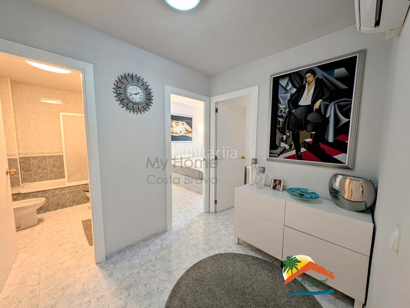 Foto 9dd0d424-66ee-434d-89b1-f3027367be60. Piso r02548 bonito piso de 2 habitaciones totalmente reformado a 200 metros de la playa , centro. en Lloret de Mar
