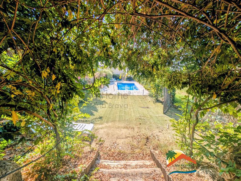 Foto 27cd0776-a774-4b9a-a2c9-3b76e1fe785f. Haus mit kamin heizung parking pool in Roca Grossa Lloret de Mar