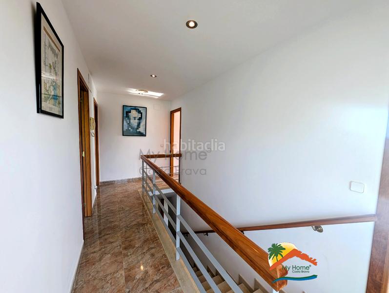 Foto b90e99d1-4e40-4333-b2fa-60816cdd1b44. Haus mit kamin heizung parking pool in Roca Grossa Lloret de Mar