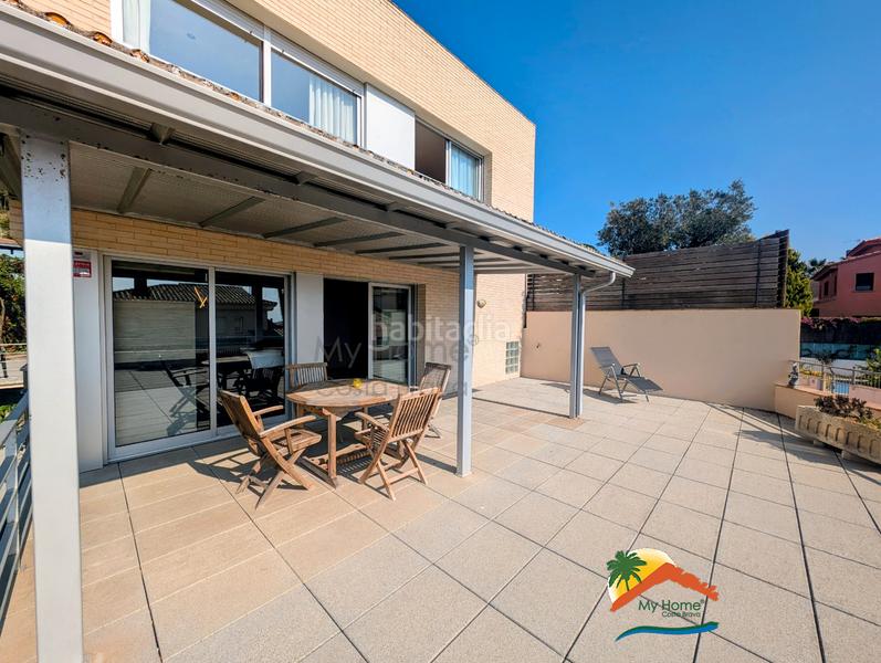 Foto ba115a16-e7f4-426a-9dcf-ac5d3ddd9798. Haus mit kamin heizung parking pool in Roca Grossa Lloret de Mar