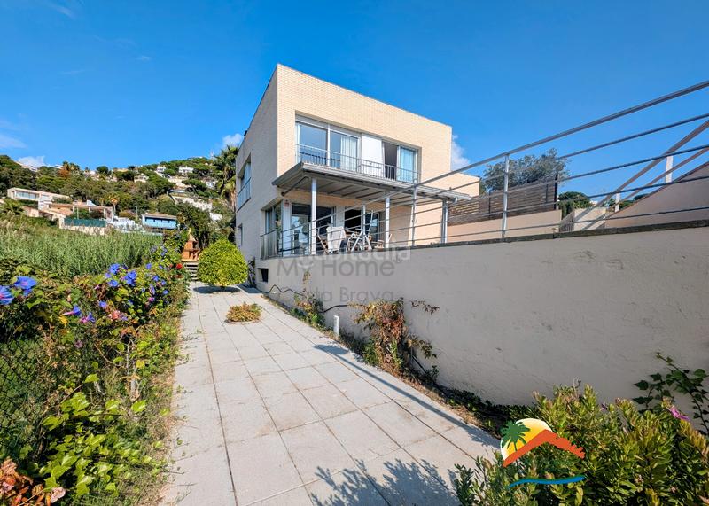 Foto d76ceeed-ab48-4a34-8913-0f375aa66fac. Haus mit kamin heizung parking pool in Roca Grossa Lloret de Mar