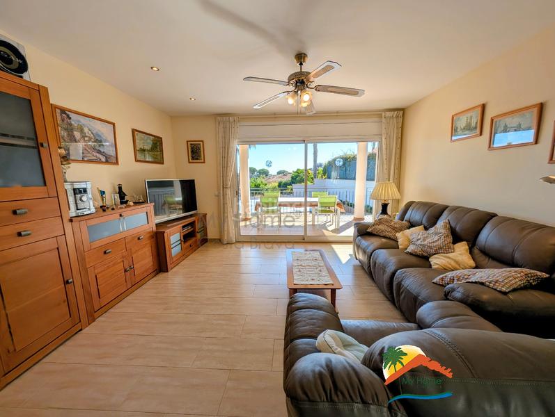 Foto 14a16a1e-e02c-4ca5-b529-e34f2643a9a8. Maison avec chauffage parking piscine dans Roca Grossa Lloret de Mar