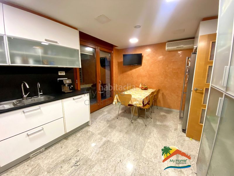 Foto 6610116c-63bc-4621-92d3-b7e034801419. Xalet amb calefacció aparcament piscina a Santa Cristina-Sant Francesc Blanes