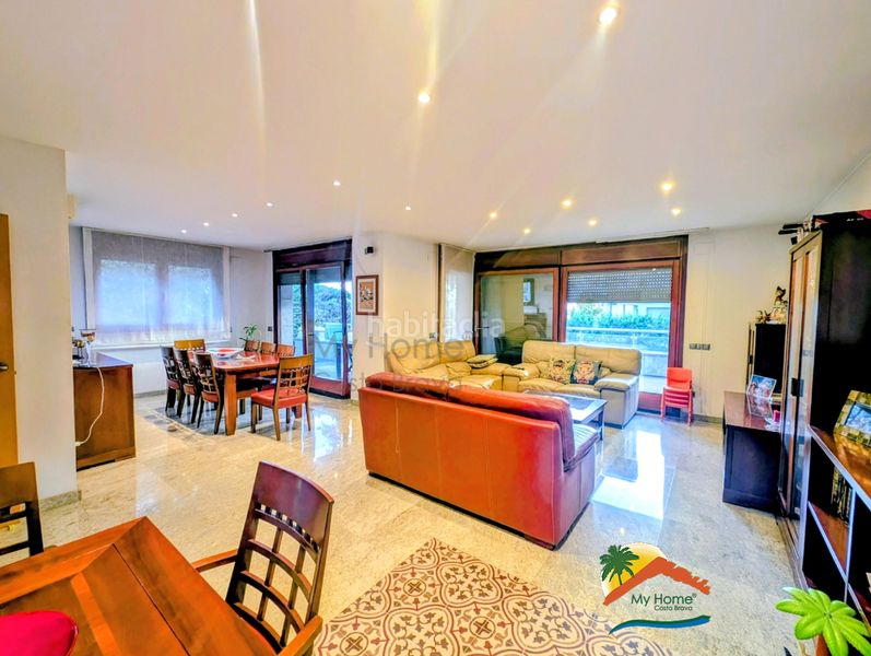 Foto 9c02767d-4497-49df-9a26-f293a4c0b5e9. Xalet amb calefacció aparcament piscina a Santa Cristina-Sant Francesc Blanes