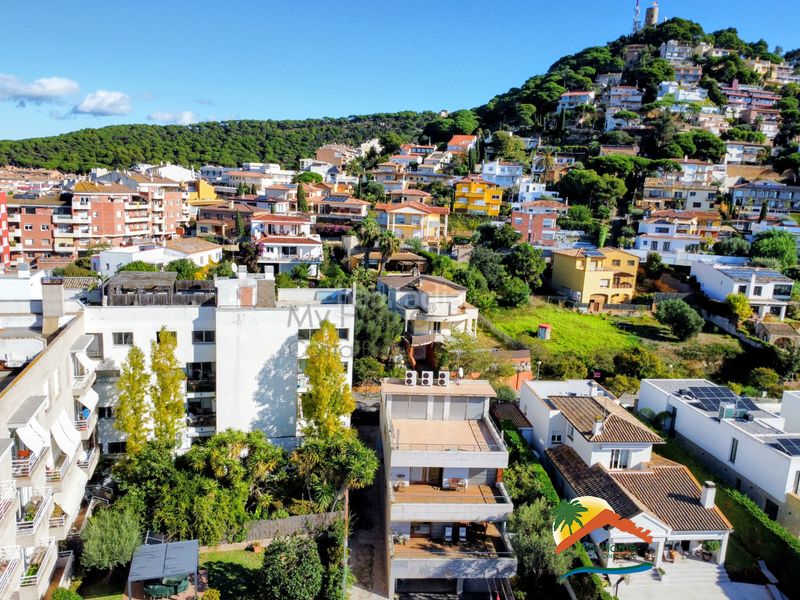Foto cb3671b7-99c6-4d20-82bd-1ed37bc7af05. Xalet amb calefacció aparcament piscina a Santa Cristina-Sant Francesc Blanes