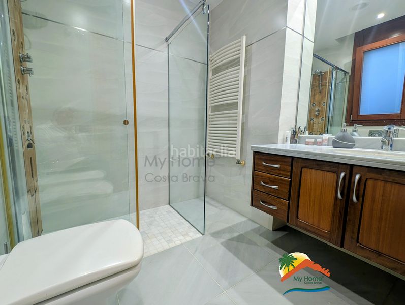 Foto d82f9b2a-b8bb-4824-98e7-38f83045946e. Xalet amb calefacció aparcament piscina a Santa Cristina-Sant Francesc Blanes