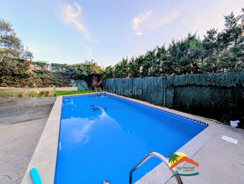 Foto eae9761b-6099-4560-849b-45a80d8de22f. Xalet amb calefacció aparcament piscina a Santa Cristina-Sant Francesc Blanes