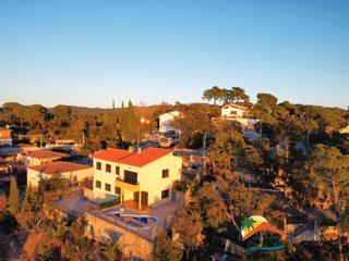 Casa in Aiguaviva Parc. R02570 gran casa con licencia turistica, piscina y vistas despej
