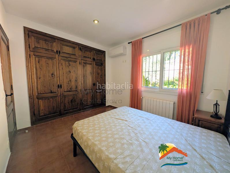 Foto c6536752-19ce-4ffd-9d2b-51d5ff4eaf18. Casa con camino riscaldamento parcheggio piscina in Lloret de Mar