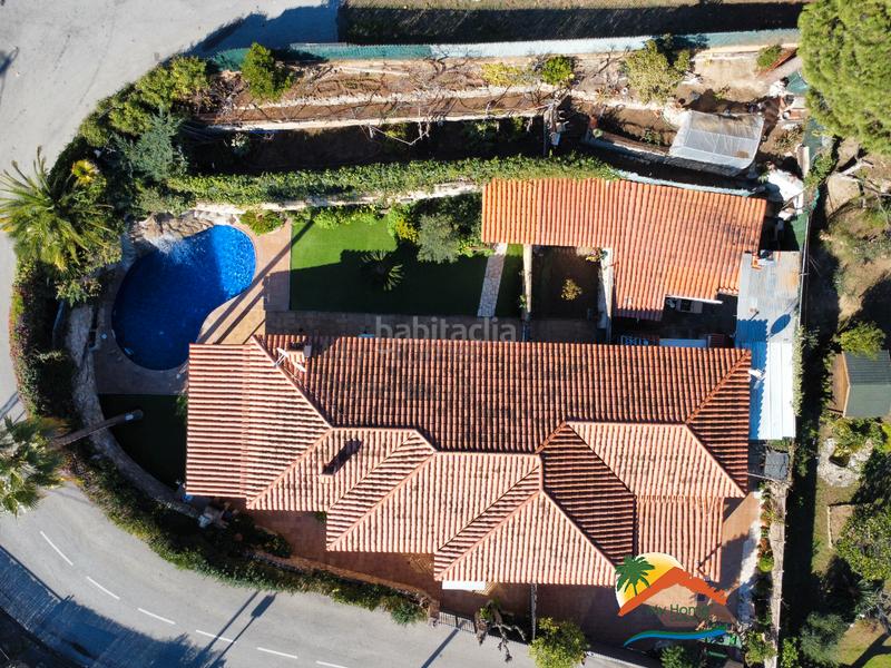 Foto e4ea0992-b83e-42e7-9171-1b29aef5870f. Casa con camino riscaldamento parcheggio piscina in Lloret de Mar