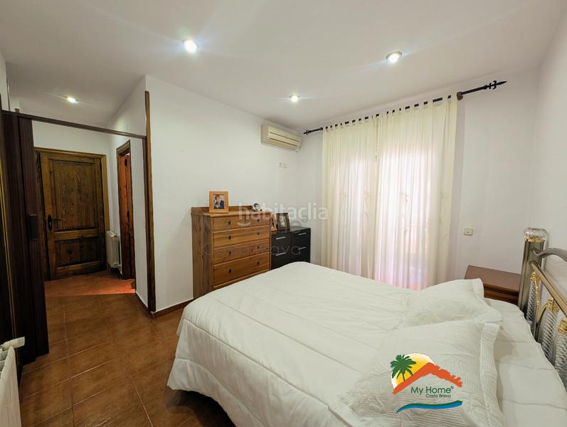 Foto e9e553ae-7974-4477-8caa-183bb64728cc. Casa con camino riscaldamento parcheggio piscina in Lloret de Mar