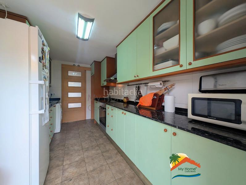 Foto 51392018-e34d-4533-9782-717e6b250e7e. Casa amb calefacció aparcament a Aiguaviva Parc Vidreres