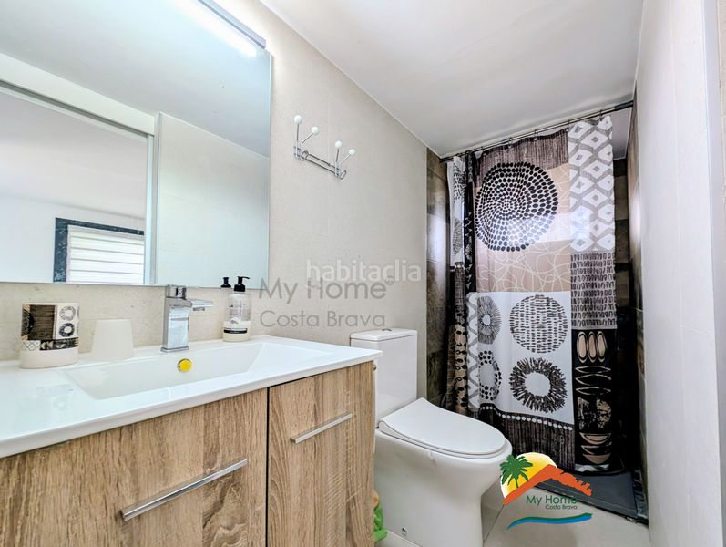 Foto f7759102-3e8c-4328-8a19-54e1c03589c1. Casa amb calefacció aparcament piscina a Serra Brava Lloret de Mar