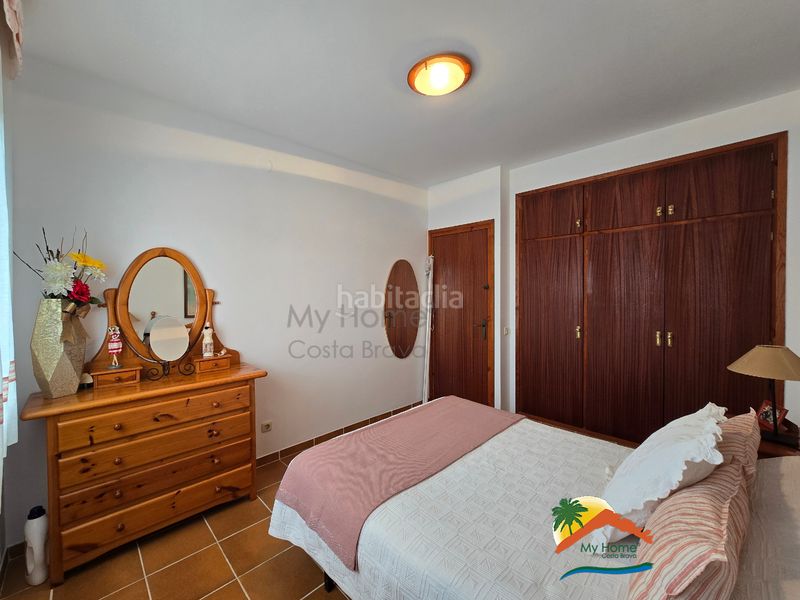 Foto d3c3c0e9-6ff6-4d72-9441-ac5300ef95a2. Casa amb xemeneia aparcament piscina a Aiguaviva Parc Vidreres
