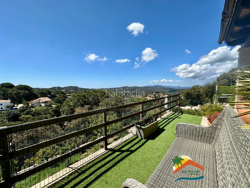 Foto 10b1118f-d21a-4778-932e-7f53af788b73. Casa amb xemeneia calefacció aparcament piscina a Vidreres