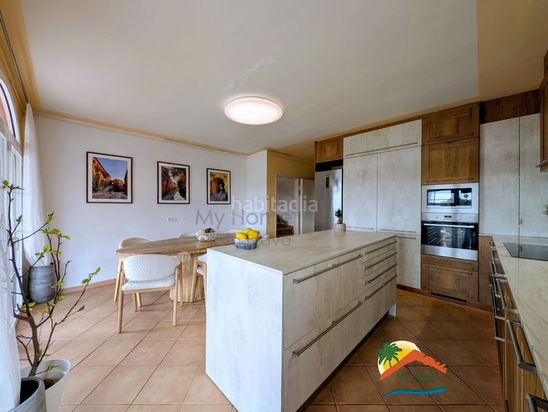 Foto d6e25e66-c00a-4002-807d-e8125a8858b2. Casa amb xemeneia calefacció aparcament piscina a Vidreres