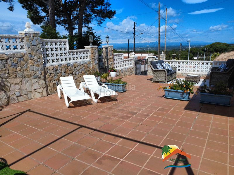 Foto eed1929e-a874-45a0-8944-8fb7d025116d. Casa amb xemeneia calefacció aparcament piscina a Vidreres