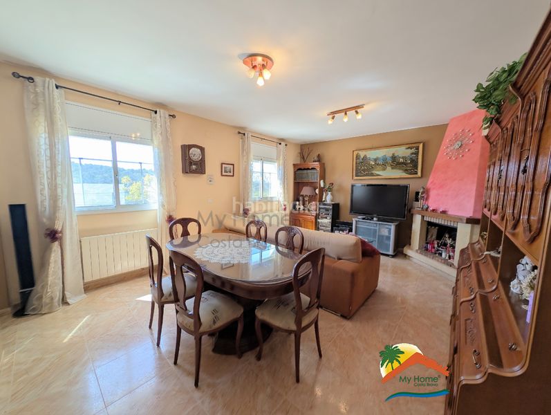 Foto 4166ff76-1744-46a3-a5d8-83e4dad4a628. Casa amb xemeneia calefacció aparcament piscina a Vidreres
