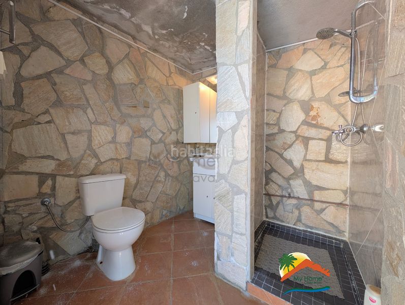 Foto 5e563b85-525a-40d4-8c3f-dbf92a1fd725. Casa amb xemeneia calefacció aparcament piscina a Vidreres