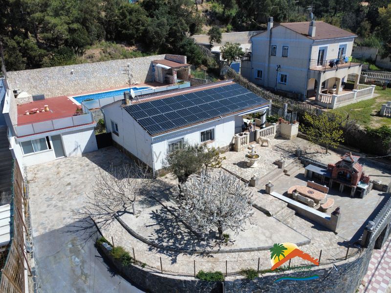 Foto 772f9351-4507-45be-9e78-013dbc1a6e3b. Casa amb xemeneia calefacció aparcament piscina a Vidreres