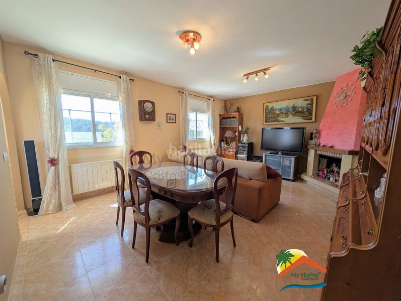 Foto d871b783-8fb3-4c7a-b856-4750ba1cf78a. Casa amb xemeneia calefacció aparcament piscina a Vidreres