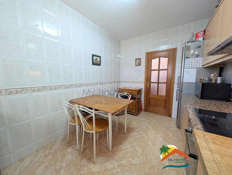 Foto eb4fff07-98a0-452a-b3a7-3a1f4cf9319b. Casa amb xemeneia calefacció aparcament piscina a Vidreres
