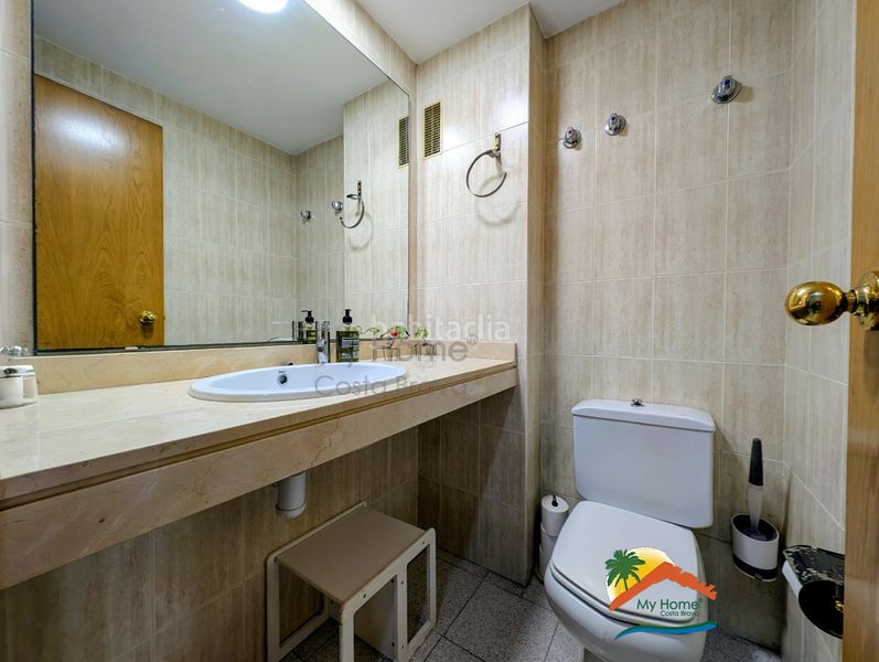 Foto 266c5410-2cb0-4c8f-8905-79e307ac5bfd. Apartament a carrer de josep maria sert 19 a Fenals Lloret de Mar