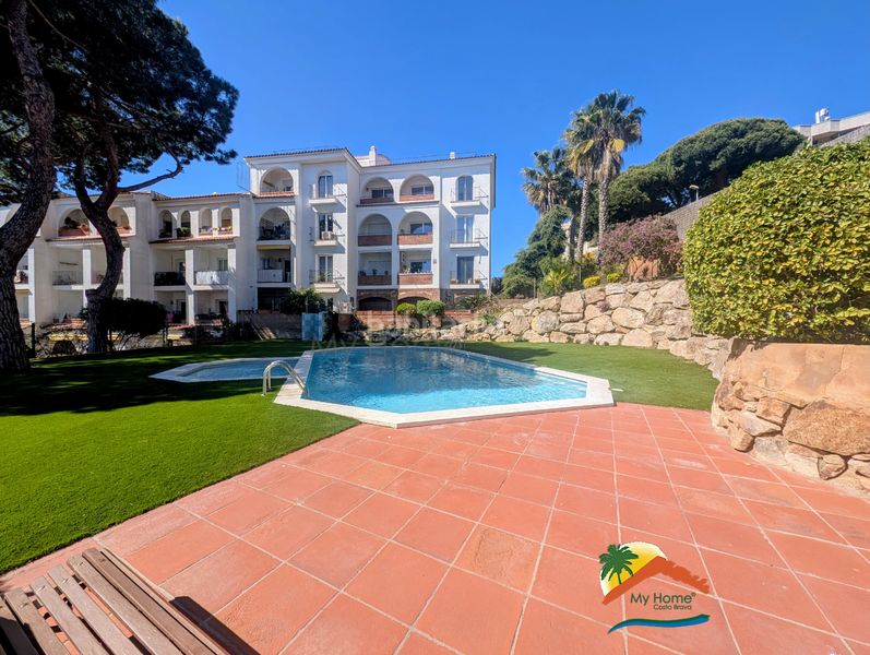 Foto b8c3d8b6-a4e8-46e2-be5d-d8ad8617bc0e. Apartament a carrer de josep maria sert 19 a Fenals Lloret de Mar