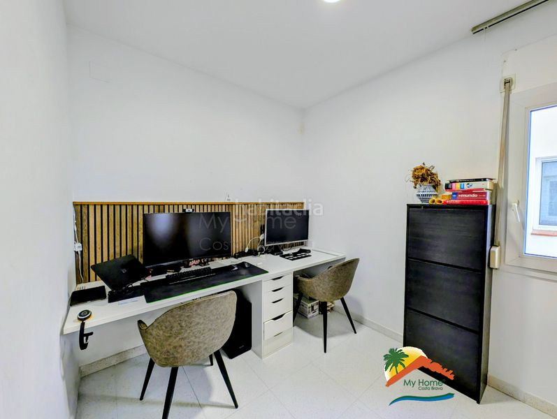 Foto f1f13c8d-de97-4ed6-86c2-eab08942a367. Apartament a carrer de josep maria sert 19 a Fenals Lloret de Mar