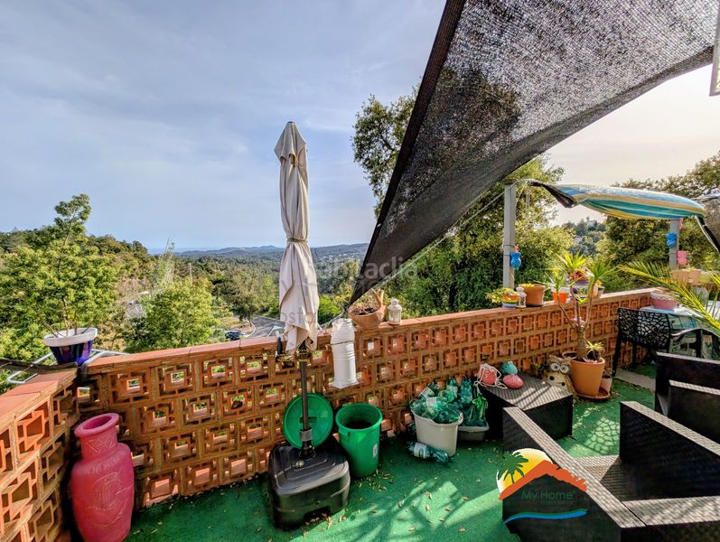 Foto 4e5c8b97-9325-4197-8d02-0ef995e7743b. Casa amb xemeneia aparcament piscina a Lloret Blau - La Creu de Lloret Lloret de Mar