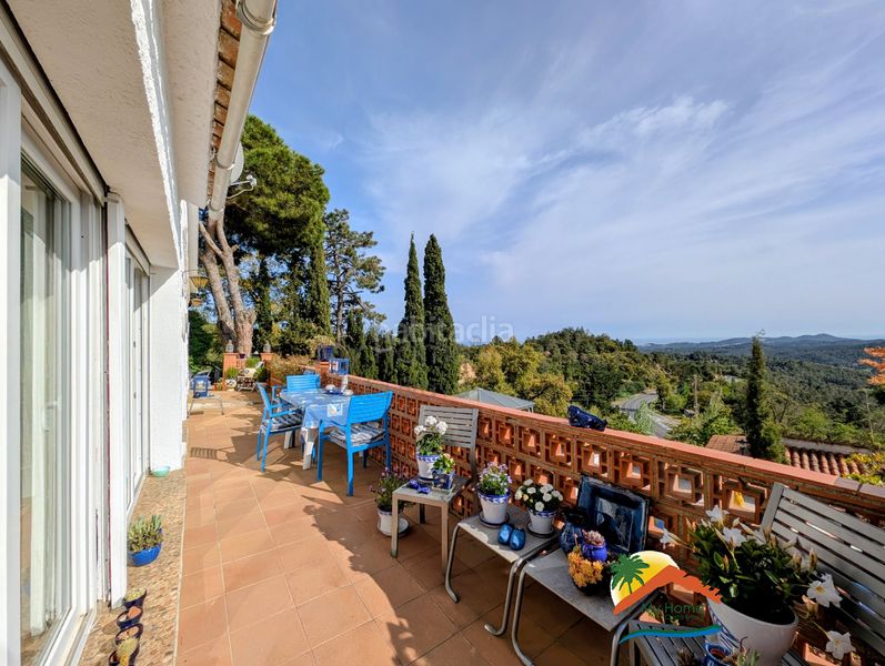 Foto 854a9155-6231-4724-86b5-450b35152f2b. Casa amb xemeneia aparcament piscina a Lloret Blau - La Creu de Lloret Lloret de Mar
