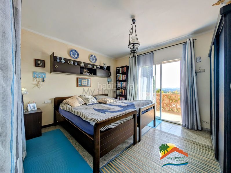 Foto b17cf1d8-0de0-4c41-bc93-d9c05056294d. Casa amb xemeneia aparcament piscina a Lloret Blau - La Creu de Lloret Lloret de Mar