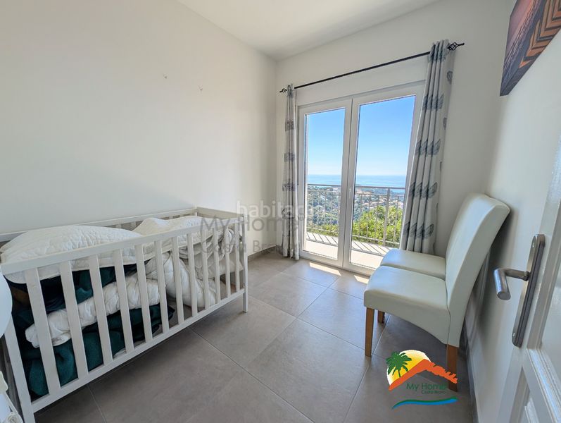 Foto 4cc416a3-31cf-4d39-87a6-37949d6a228e. Casa amb xemeneia calefacció aparcament piscina a Lloret de Mar