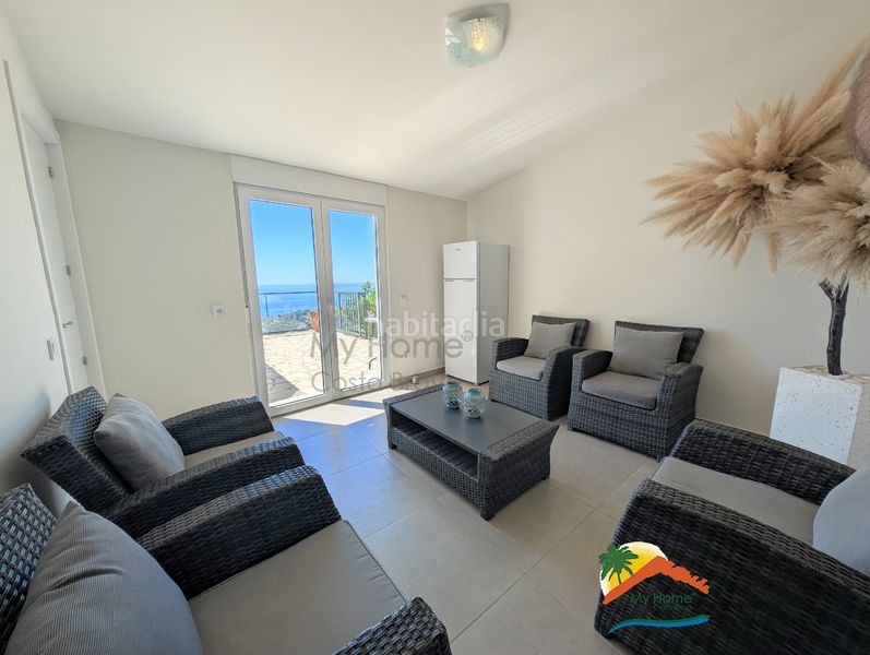 Foto a3cdf0e8-f85a-4b21-9dad-c2ee11376ecb. Casa amb xemeneia calefacció aparcament piscina a Lloret de Mar
