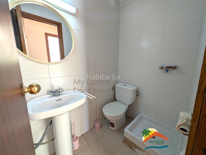 Foto 1731c323-d0ed-498c-baba-82d12496cf2f. Casa amb xemeneia calefacció aparcament a Lloret Blau - La Creu de Lloret Lloret de Mar