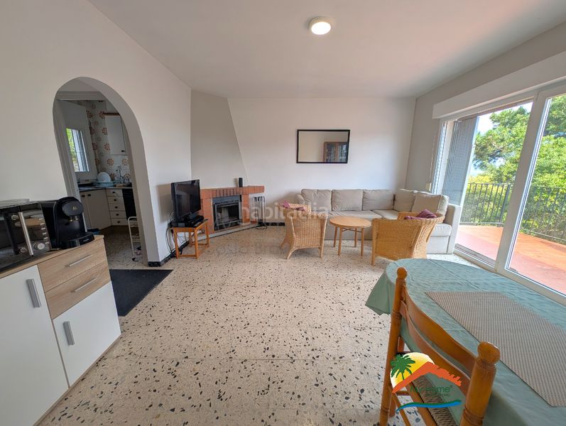 Foto 86c3ee78-0d61-4b24-a4c6-6820fdc3917c. Casa amb xemeneia calefacció aparcament a Lloret Blau - La Creu de Lloret Lloret de Mar