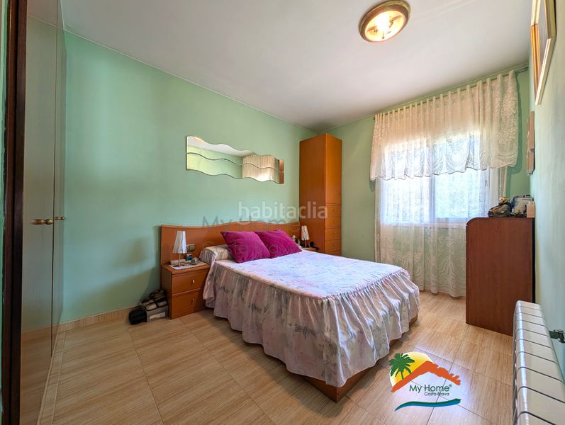 Foto 4c6075e2-2902-4b16-8f46-e10b3db4dfdd. Casa amb xemeneia calefacció aparcament piscina a Lloret de Mar