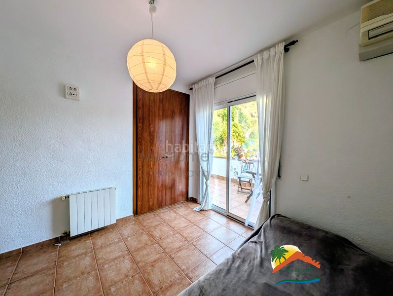 Foto d0951ce2-fd1a-45af-a878-88f67271031f. Casa amb calefacció aparcament piscina a Canyelles Lloret de Mar