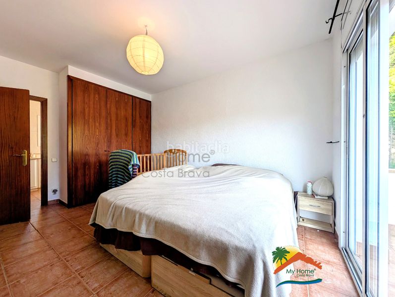 Foto d0db0b13-75d9-42aa-9d5e-eb2f1b570ca5. Casa amb calefacció aparcament piscina a Canyelles Lloret de Mar