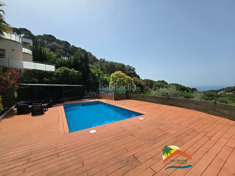 Foto 4b02c2ae-a7e7-41f0-8b43-fa1365c8341a. Casa amb calefacció aparcament piscina a Serra Brava Lloret de Mar