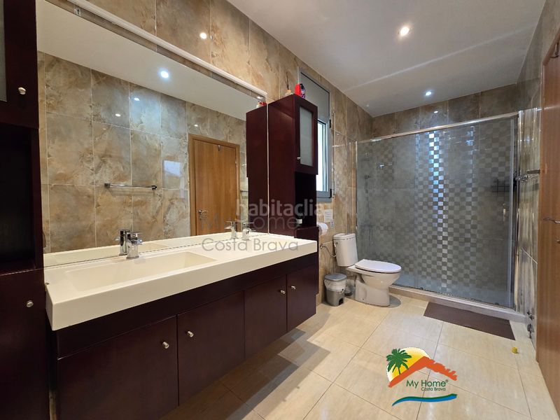Foto e591a74f-effa-4ede-8807-594746db4760. Casa amb calefacció aparcament piscina a Serra Brava Lloret de Mar