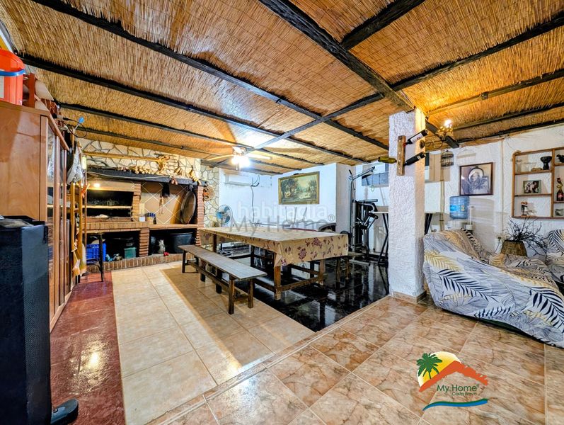 Foto 20fdee61-7a68-47c1-baf6-8d6da5547b99. Casa amb xemeneia calefacció aparcament piscina a Tordera
