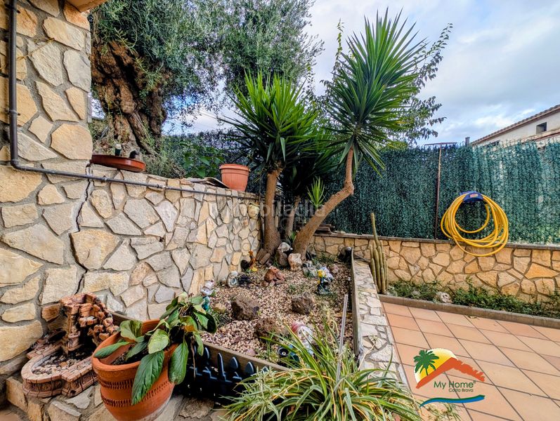 Foto 4d4120e2-a50b-49c3-84c5-c3caff20f522. Casa amb xemeneia calefacció aparcament piscina a Tordera