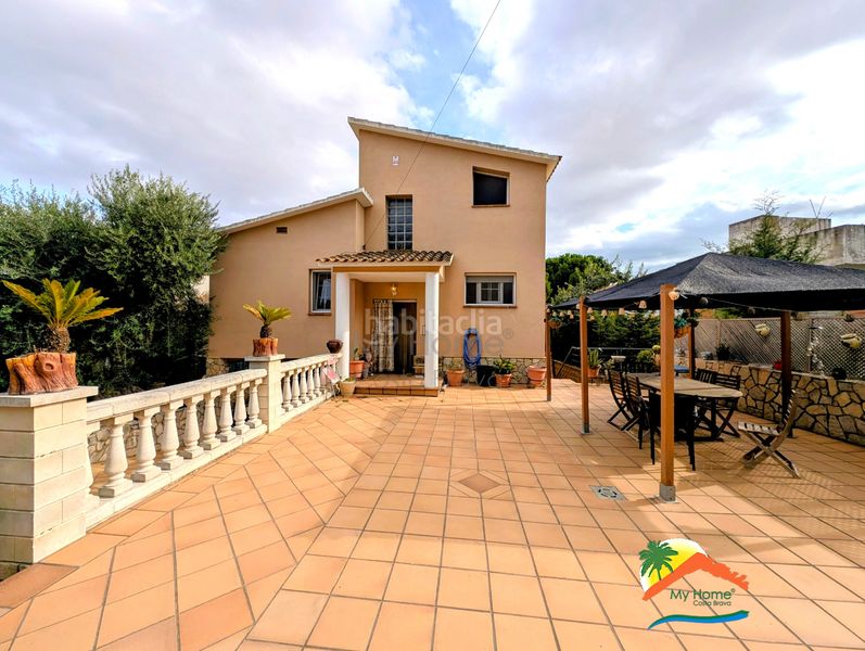 Foto 76b29f51-514e-468b-9f9b-29c8e4a93118. Casa amb xemeneia calefacció aparcament piscina a Tordera