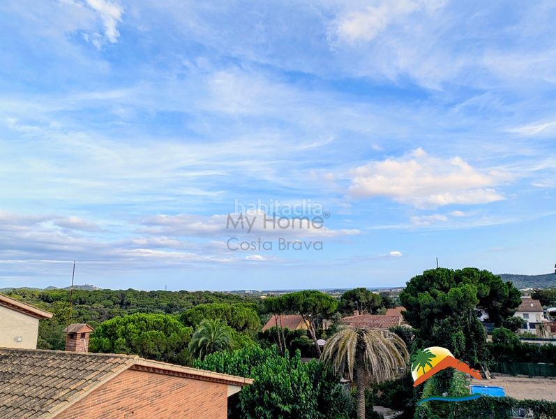 Foto 7d59ae23-a313-4441-ac13-dc7f67523004. Casa amb xemeneia calefacció aparcament piscina a Tordera