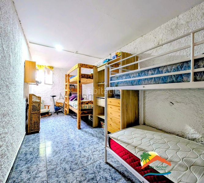 Foto ecded1cf-e268-4149-8951-d69efea7036d. Casa amb xemeneia calefacció aparcament piscina a Tordera