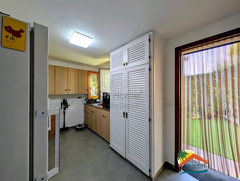 Foto af73c08e-e93f-4b4d-9397-225c962aae1c. Casa amb xemeneia calefacció aparcament a Roca Grossa Lloret de Mar